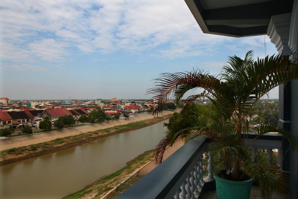 King Fy Hotel Battambang Habitación foto
